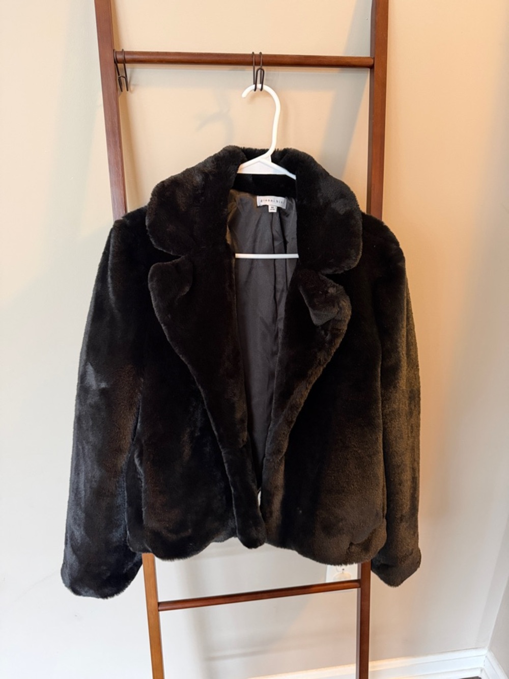 Gianni Bini Black Faux Fur Teddy Jacket with Wide Collar